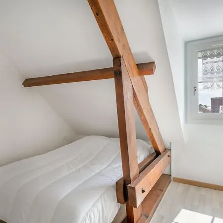 Maison Pour Six Personnes A